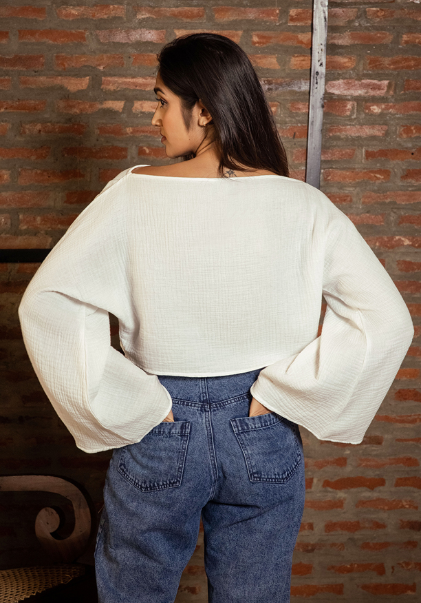 ALESSIYA WHITE WIDE SLEEVE CROP TOP